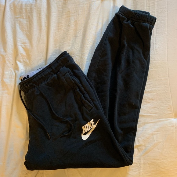 Nike Pants - Nike | Black Sweatpants